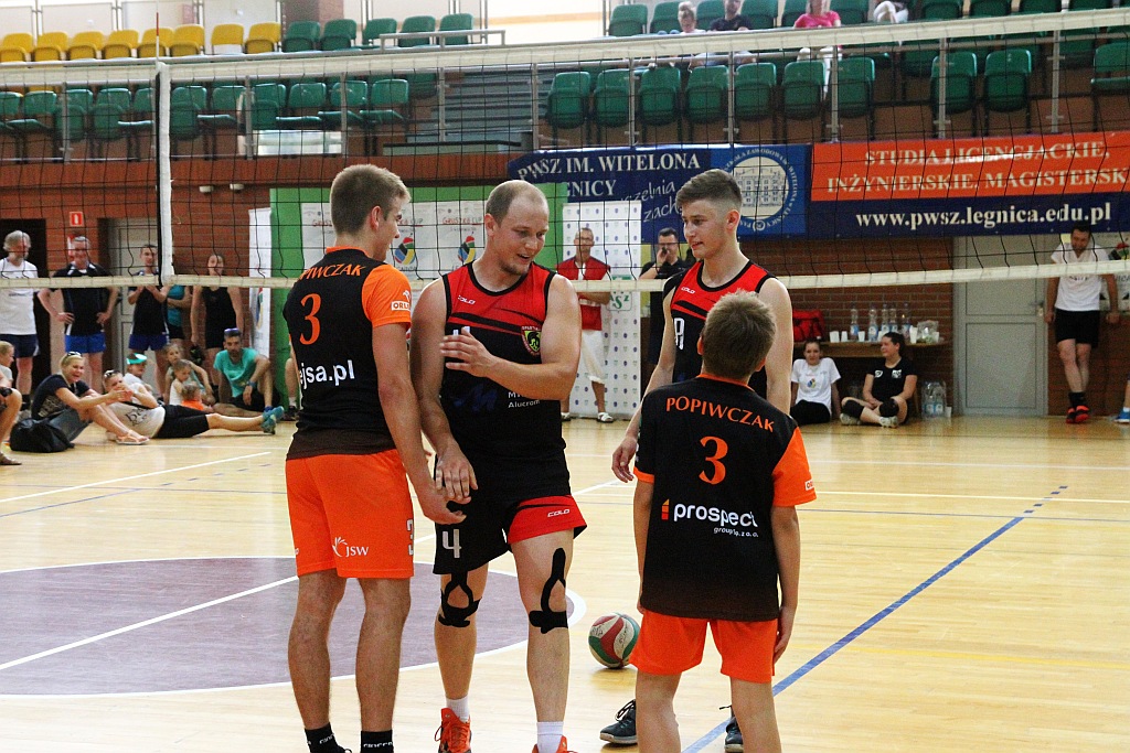Na Wierzyńskiego rozegrano siatkarski turniej Gruszka Cup