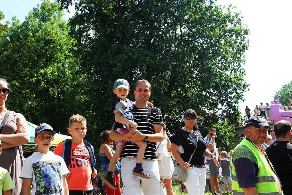 Dwa pływadła wygrały Spływ Samoróbek o Błękitną Wstęgę