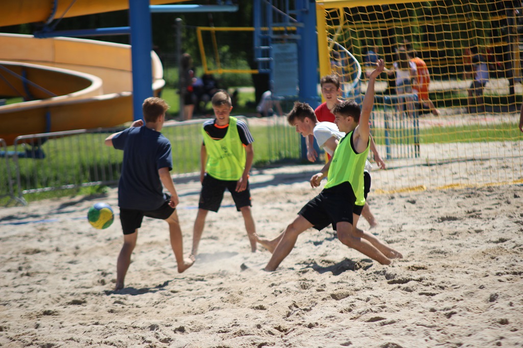 Uczniowie gimnazjów walczyli o medale na Kormoran Beach Party