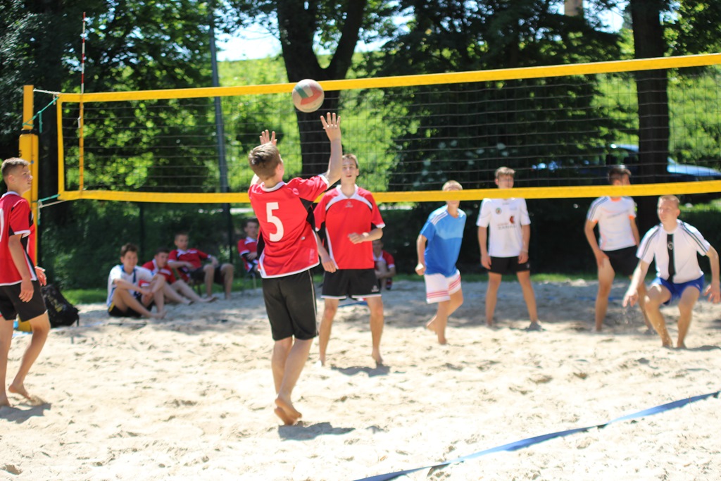 Uczniowie gimnazjów walczyli o medale na Kormoran Beach Party