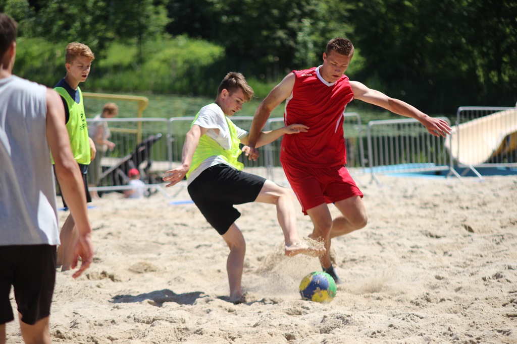 Uczniowie gimnazjów walczyli o medale na Kormoran Beach Party