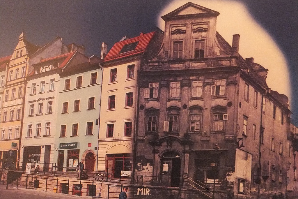 Starówki miast dolnośląskich na wystawie w legnickim archiwum