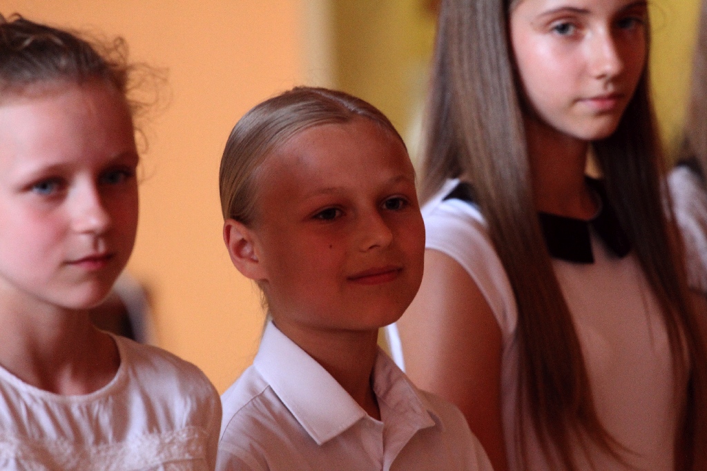 Najlepsi uczniowie SP 7 wyróżnieni tradycyjnymi Laurami