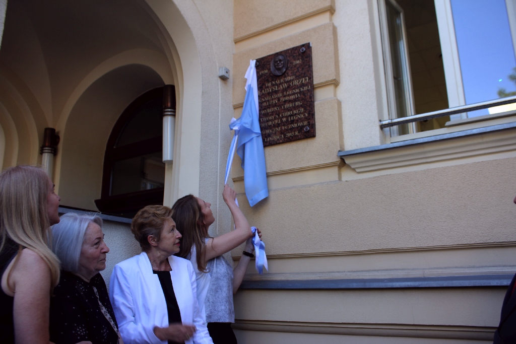 Legenda legnickiej medycyny ma swoją tablicę pamiątkową