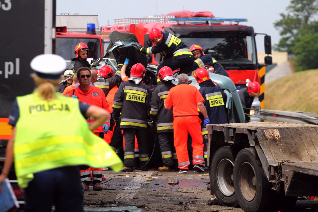 Dwie ofiary śmiertelne w wypadku na autostradzie A4