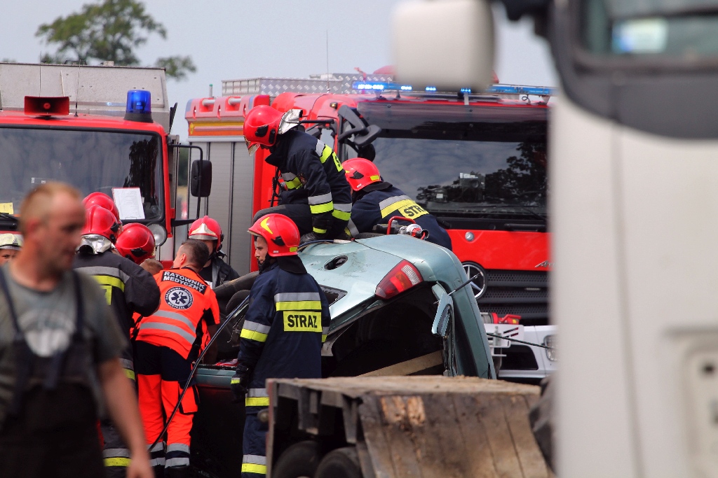 Dwie ofiary śmiertelne w wypadku na autostradzie A4