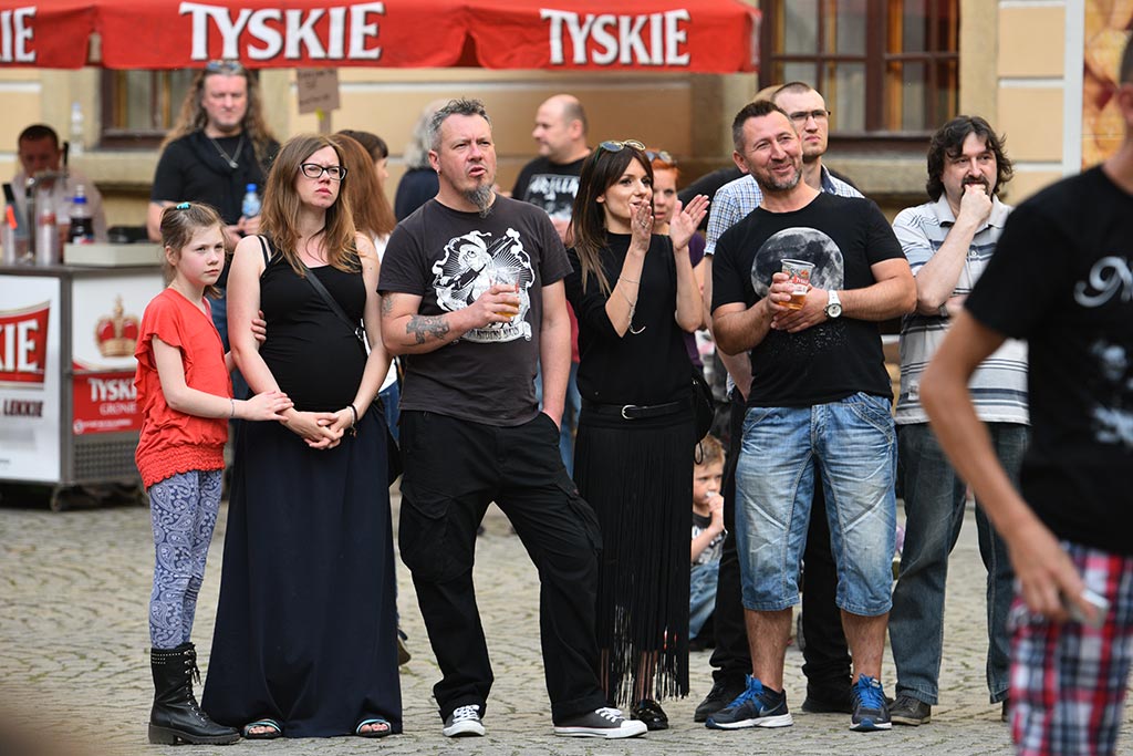 Przyjaciele i zaproszeni goście wystąpili na benefisie Fleszara