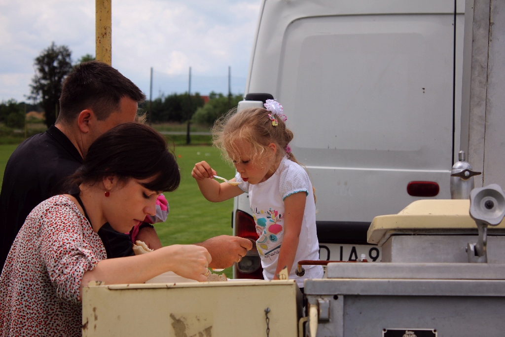 Festyn w Kochlicach zorganizowany dla dzieci z domów dziecka