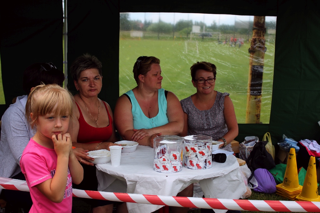 Festyn w Kochlicach zorganizowany dla dzieci z domów dziecka