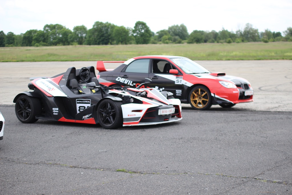 Devil-Cars.pl zorganizowało na lotnisku event motoryzacyjny
