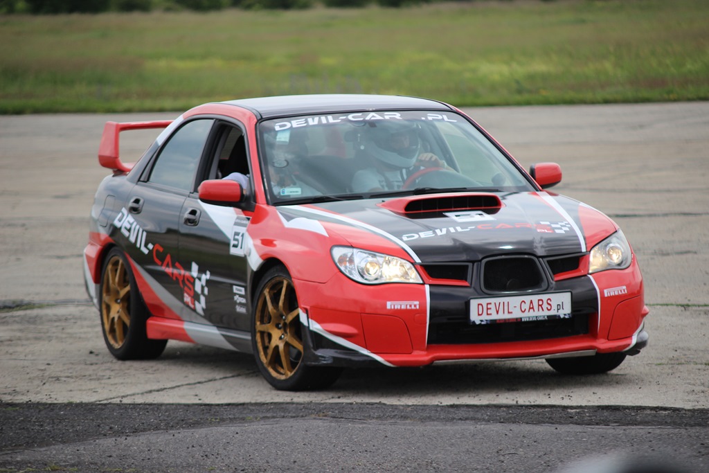 Devil-Cars.pl zorganizowało na lotnisku event motoryzacyjny
