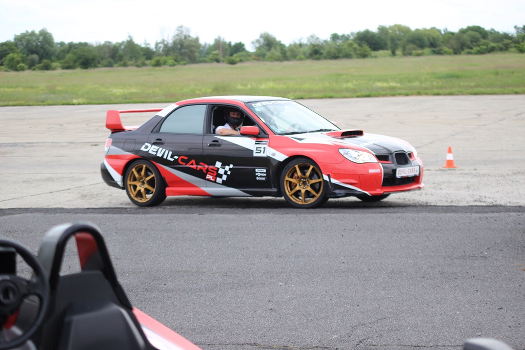 Devil-Cars.pl zorganizowało na lotnisku event motoryzacyjny