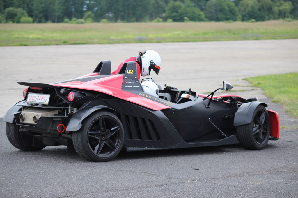 Devil-Cars.pl zorganizowało na lotnisku event motoryzacyjny