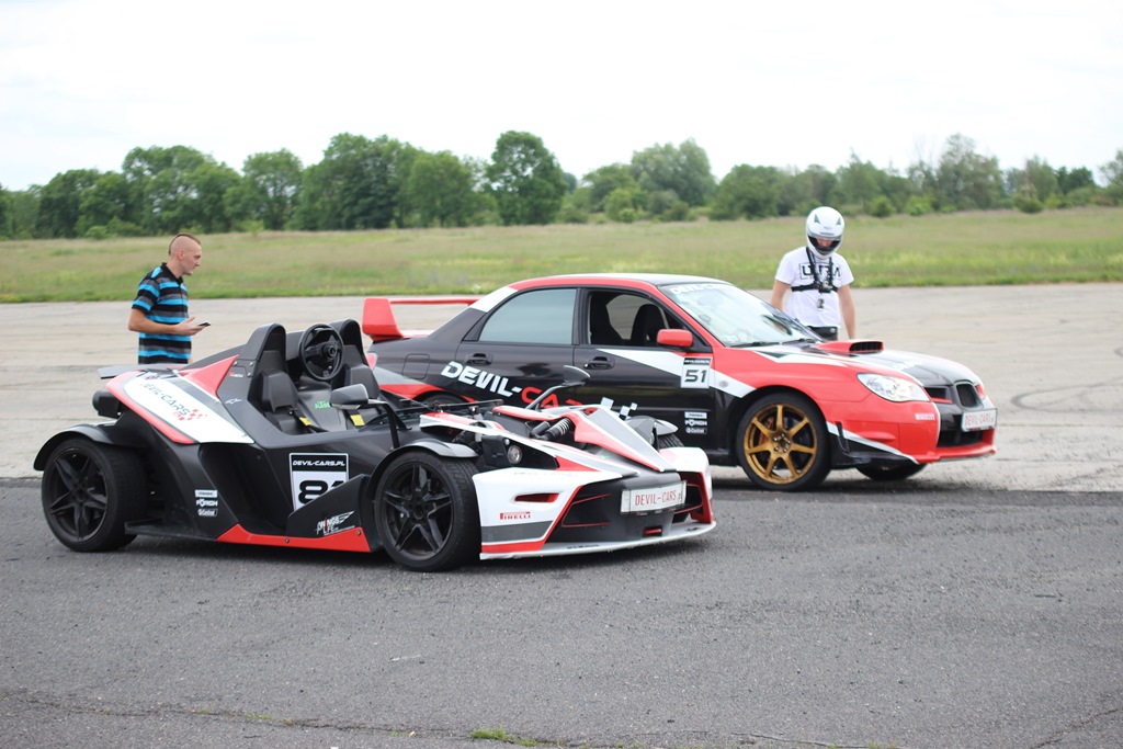 Devil-Cars.pl zorganizowało na lotnisku event motoryzacyjny