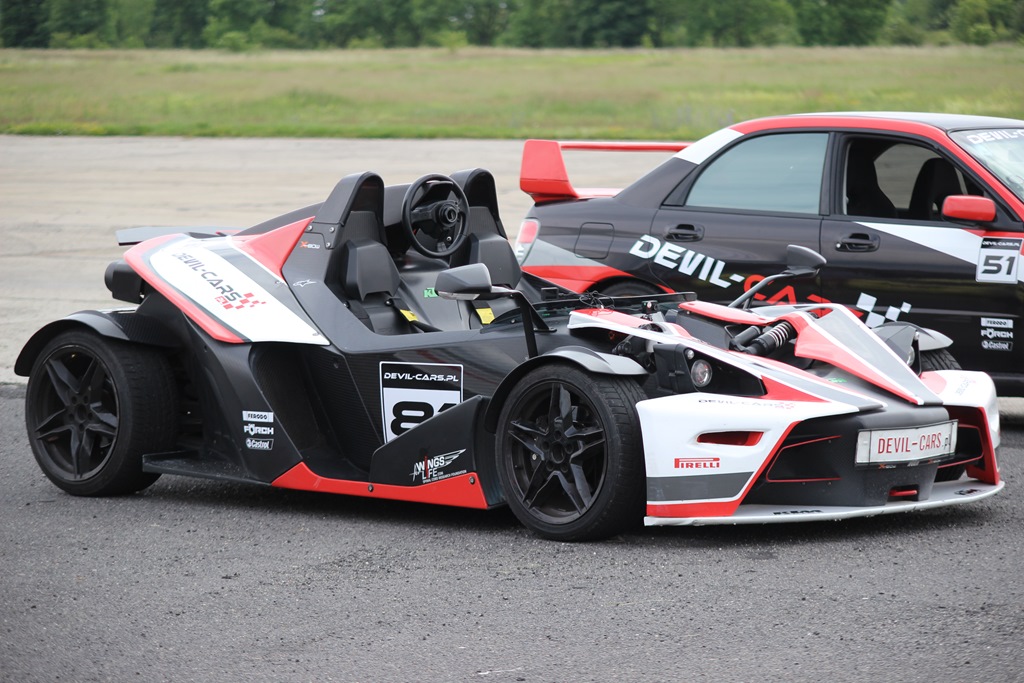 Devil-Cars.pl zorganizowało na lotnisku event motoryzacyjny