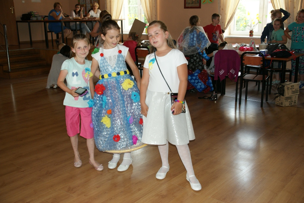 W Szczytnikach nad Kaczawą odbył się konkurs mody ekologicznej
