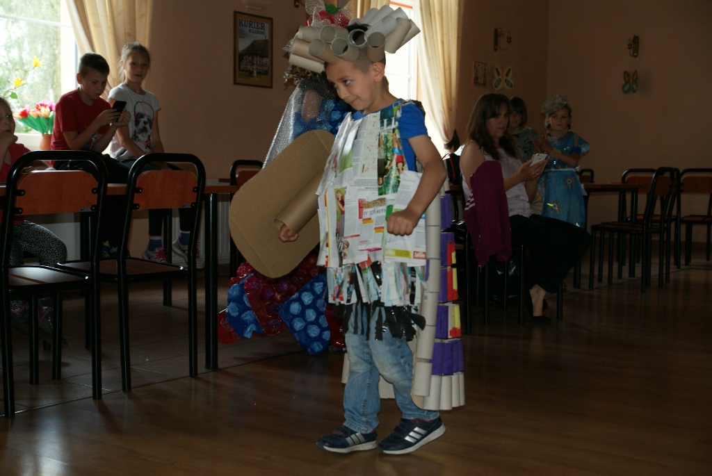 W Szczytnikach nad Kaczawą odbył się konkurs mody ekologicznej
