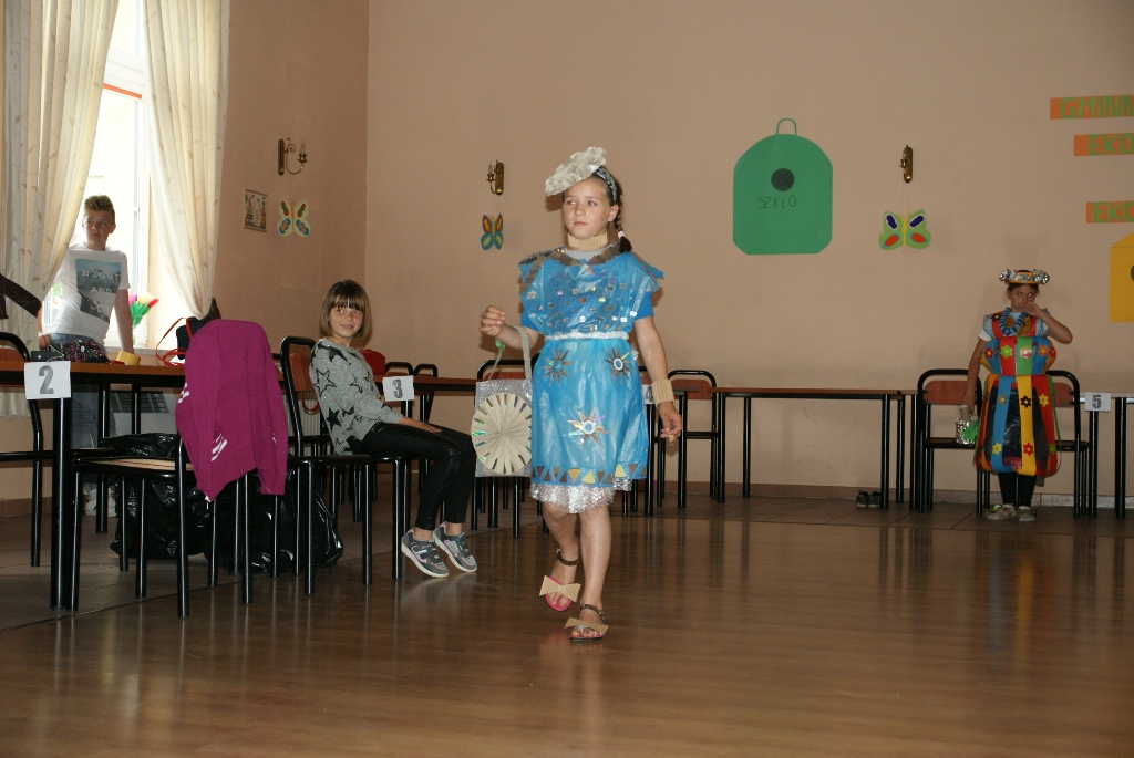 W Szczytnikach nad Kaczawą odbył się konkurs mody ekologicznej