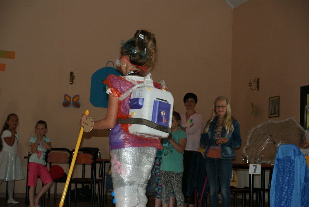W Szczytnikach nad Kaczawą odbył się konkurs mody ekologicznej