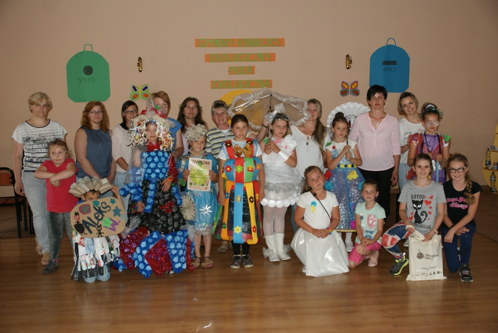 W Szczytnikach nad Kaczawą odbył się konkurs mody ekologicznej