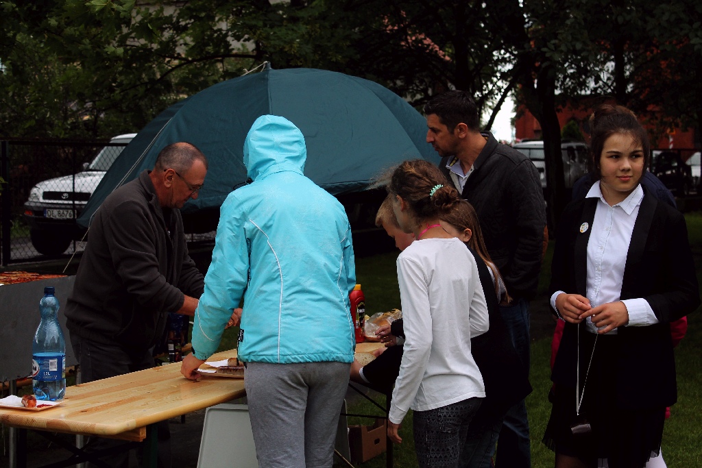 W Rzeszotarach odbyły się uroczystości 70-lecia podstawówki