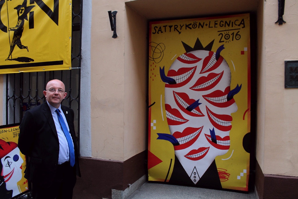 W piątek odbyły się wernisaże dwóch satyrykonowych wystaw
