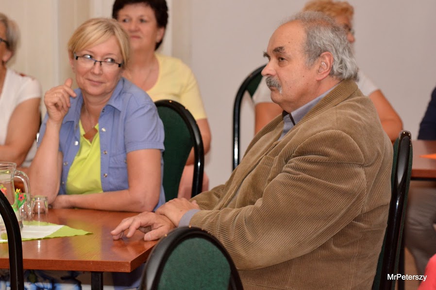 Grupa seniorów z DK Atrium wystawiała sztukę Gra Pozorów