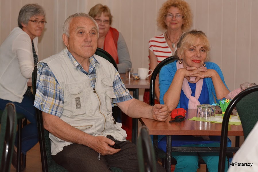 Grupa seniorów z DK Atrium wystawiała sztukę Gra Pozorów