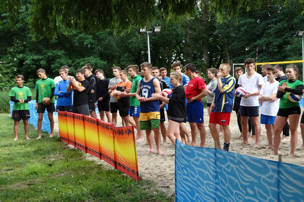 FLEKS i KEKS zwycięzcami Turnieju Siatkówki Plażowej