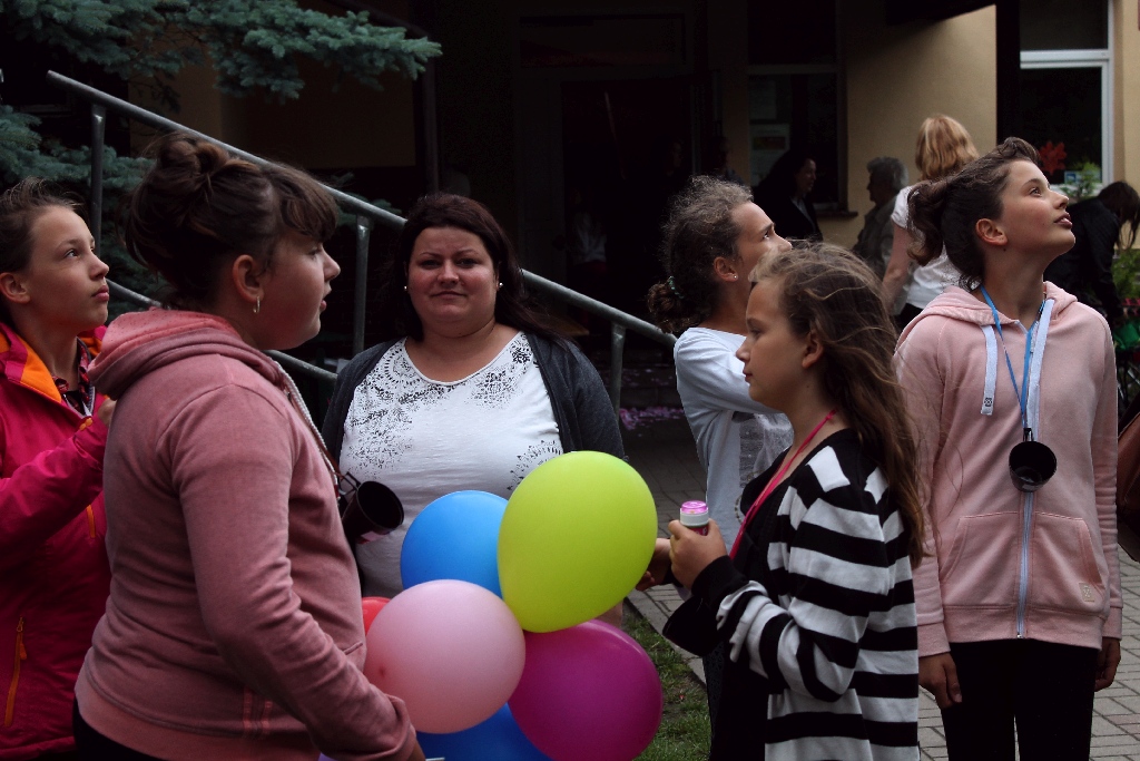 W Rzeszotarach odbyły się uroczystości 70-lecia podstawówki