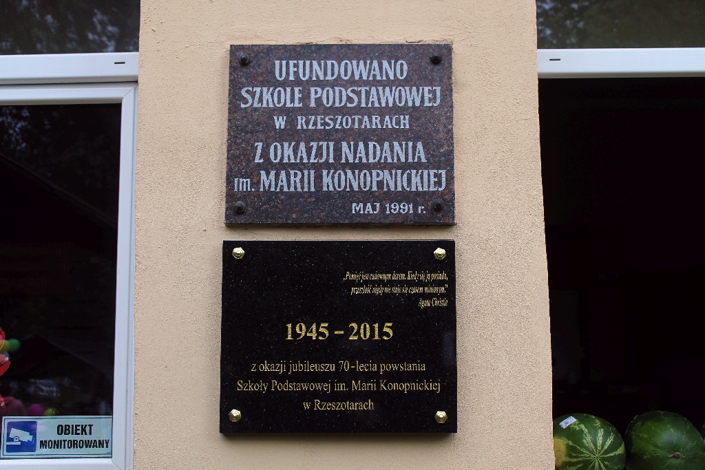 W Rzeszotarach odbyły się uroczystości 70-lecia podstawówki