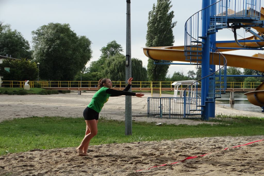 FLEKS i KEKS zwycięzcami Turnieju Siatkówki Plażowej