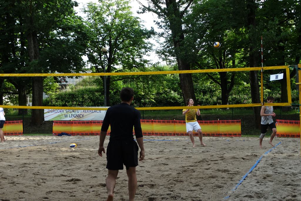 FLEKS i KEKS zwycięzcami Turnieju Siatkówki Plażowej