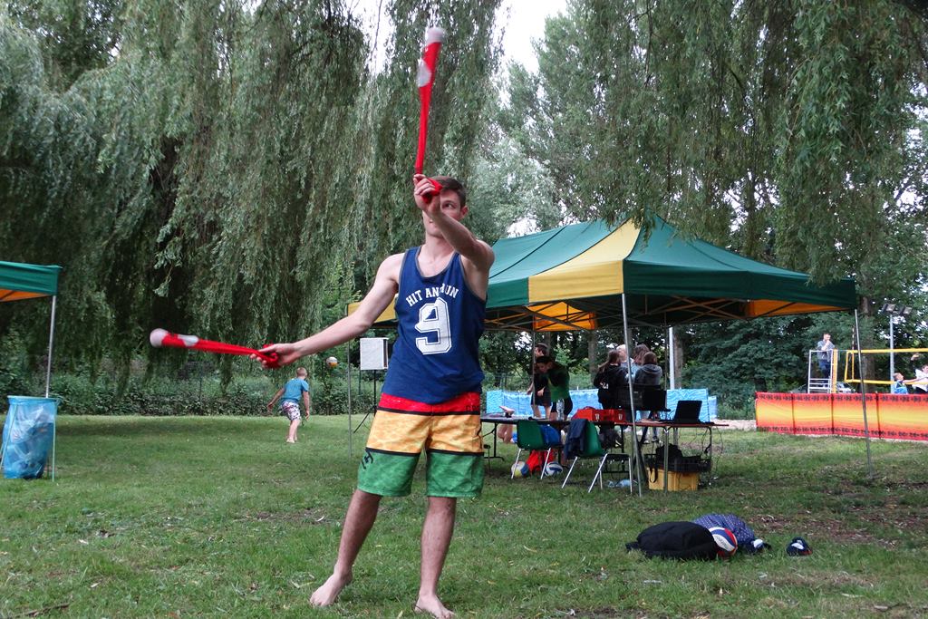 FLEKS i KEKS zwycięzcami Turnieju Siatkówki Plażowej