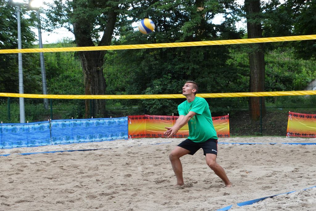 FLEKS i KEKS zwycięzcami Turnieju Siatkówki Plażowej