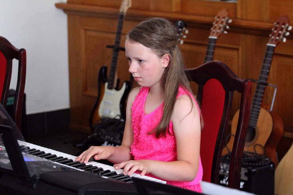 Uczniowie Szkoły Muzycznej „Yamaha” zagrali dla  najbliższych