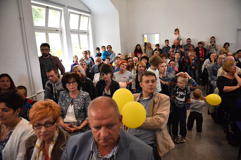 Niepełnosprawni z całego regionu witali lato w Zamku Piastowskim
