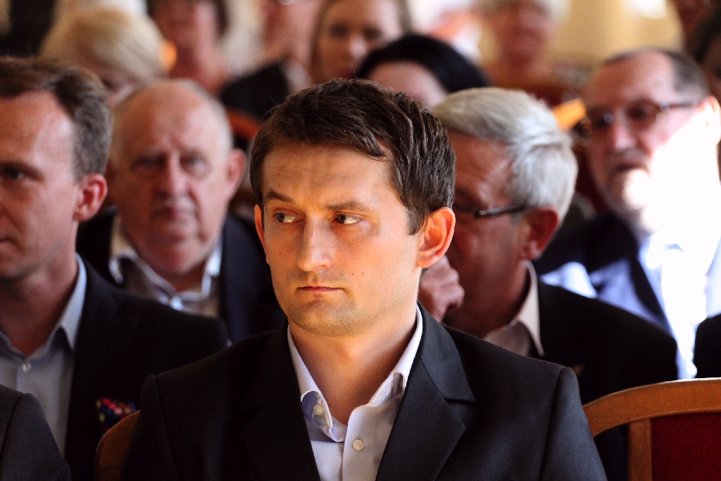 Rada miejska wręczyła tytuł, nagrody i odznaczenia
