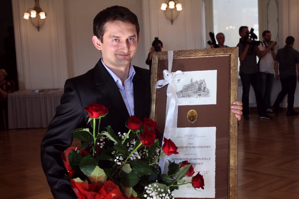 Rada miejska wręczyła tytuł, nagrody i odznaczenia
