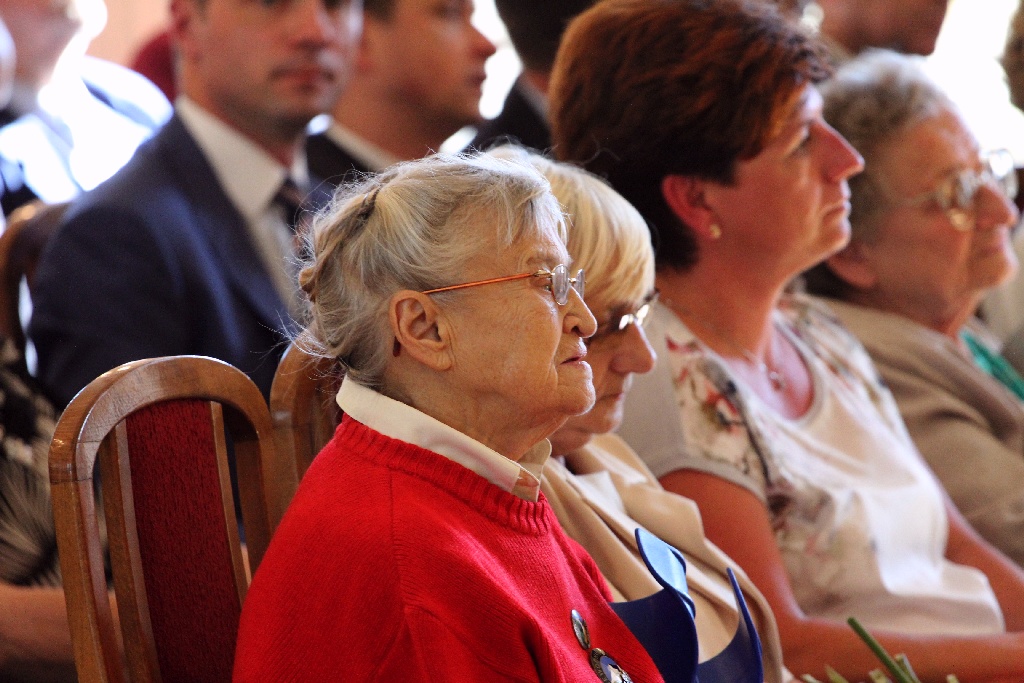 Rada miejska wręczyła tytuł, nagrody i odznaczenia
