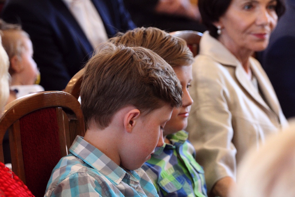 Rada miejska wręczyła tytuł, nagrody i odznaczenia
