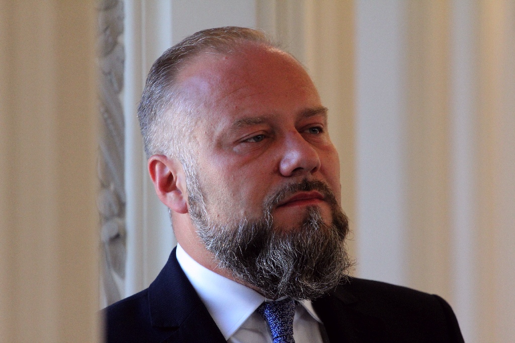 Rada miejska wręczyła tytuł, nagrody i odznaczenia
