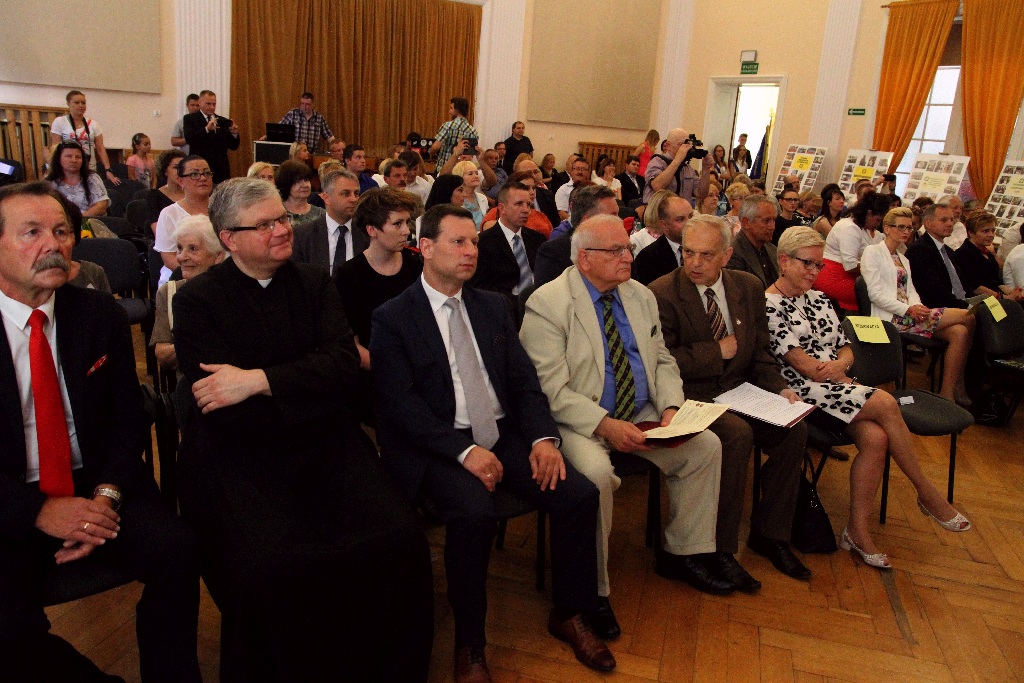 TPD wręczyło statuetki i odznaczenia działaczom i przyjaciołom