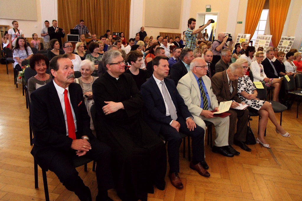TPD wręczyło statuetki i odznaczenia działaczom i przyjaciołom