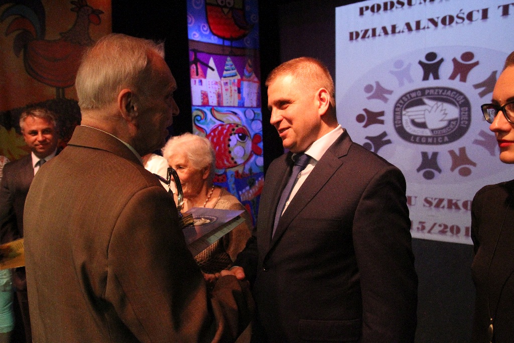 TPD wręczyło statuetki i odznaczenia działaczom i przyjaciołom