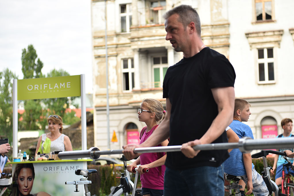 Klub Fitness World namawiał legniczan do wspólnego trenowania