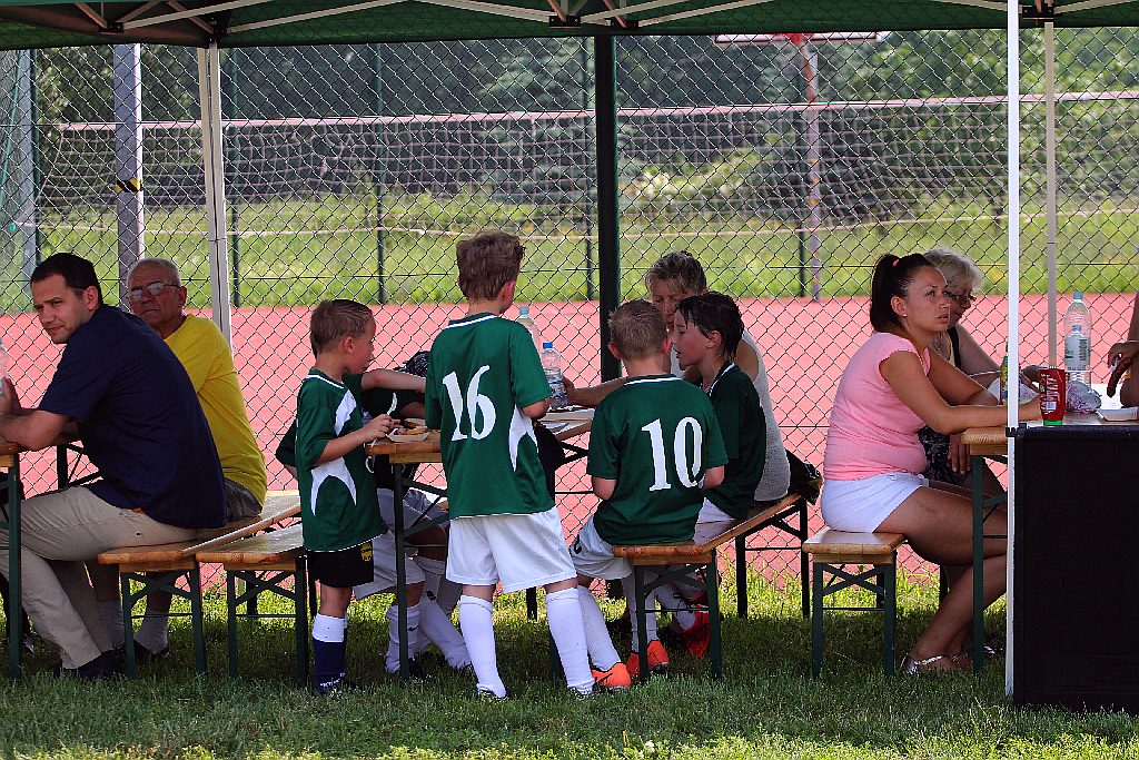 Drużyna Dębu Siedliska wygrała turniej im J.Lewandowskiego.
