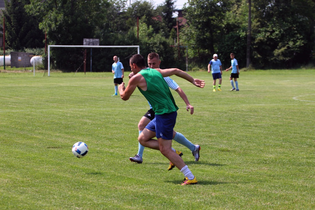 Drużyna Dębu Siedliska wygrała turniej im J.Lewandowskiego.
