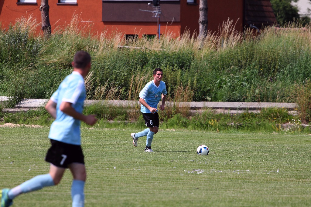 Drużyna Dębu Siedliska wygrała turniej im J.Lewandowskiego.
