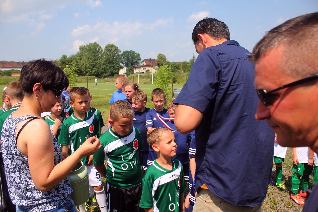 Drużyna Dębu Siedliska wygrała turniej im J.Lewandowskiego.
